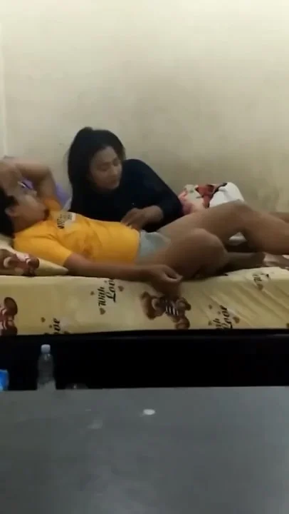 Tante Indo Selingkuh Sama Brondong Baru